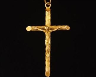 Gold 3D Sculpted Crucifix 