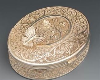 Hand Made Sterling Silver Gossamer Lace Indian Oval Jewelery Box 