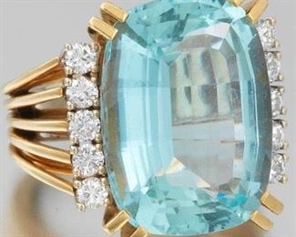 Ladies Aquamarine and Diamond Ring 