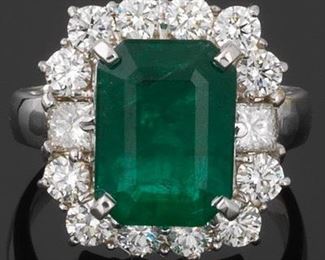 Ladies Emerald and Diamond Ring, AIG Report 