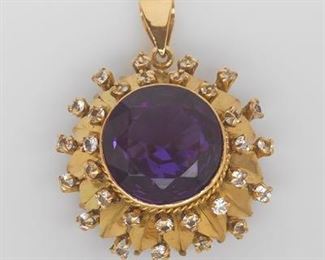Ladies Gold Synthetic Color Change Sapphire Pendant 