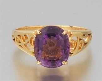 Ladies Gold and Amethyst Ring 