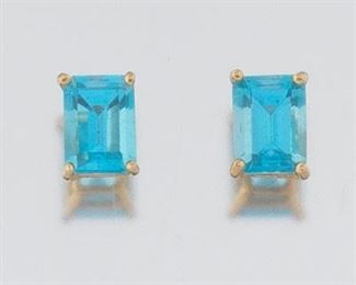Ladies Gold and Blue Topaz Pair of Studs 