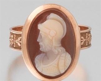 Ladies Victorian Gold and Carved Cameo Ring 