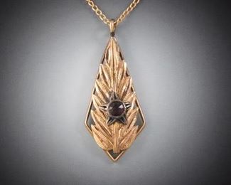 Ladies Victorian Gold and Garnet Kite Pendant on Chain 