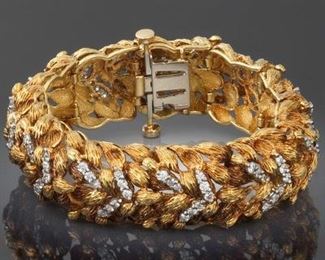 Ladies Vintage Gold and Diamond Bracelet 