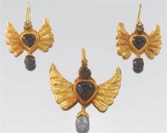 Luna Felix 22k Gold, Garnet and Nautilus Fossil Pendant and Earrings 