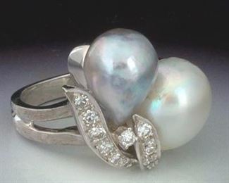 Retro TwoPearl and Diamond Ring 