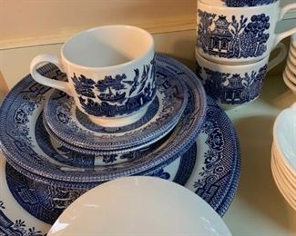 Churchill Blue Willow