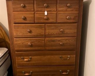Oak Chest of Drawers