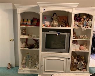 Beautiful White Wall unit