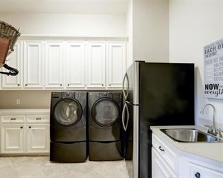 Black Washer and Dryer