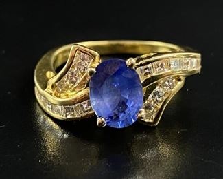 18K Yellow Gold w/ Sapphire & Diamond Ring 5.9g