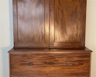 Early 19th Century Butlers Mahogany Desk
