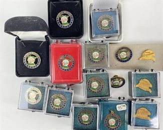 (15) 1991 World Series Press Pins
