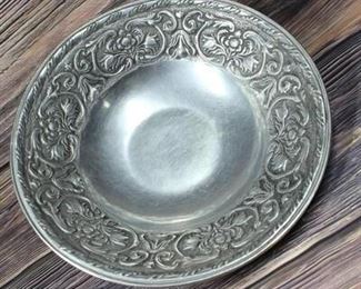 Wilton Armetale Pewter Serving Bowl Floral Embossed Pattern