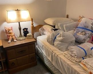 Vintage Twin Bed and side table - vintage lamp - vintage and new sheets