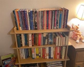 LOTS of quilting and craft books