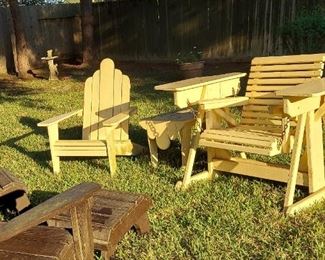 Vtg Heavy duty Lawn  Patio Furniture  2 sets
