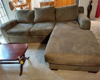 Sofa 2 cushion w  chase lounge sectional