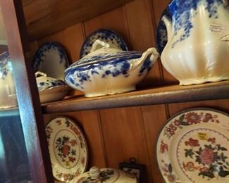 Flo Blue Antique pieces