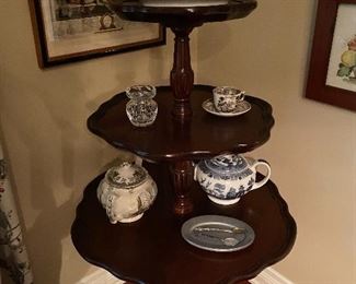 Chippendale 3 tier Mahogany Butler
Table