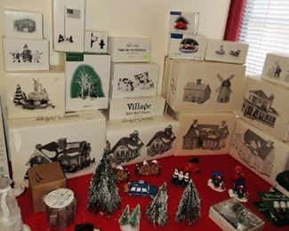 Department 56 Christmas Village Houses, cars and people