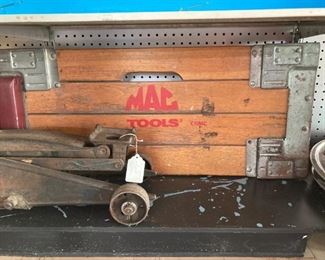 Old Mac Tools Wooden Creeper