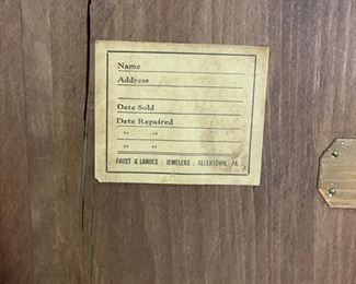 Mantle Clock. Photo 4 of 4. 