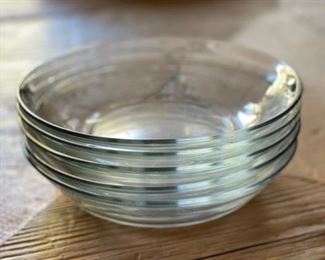 Set of 6 glass bowls. 