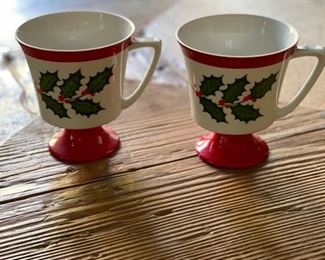 Set of 12 Christmas Holly Cups & Saucers. 