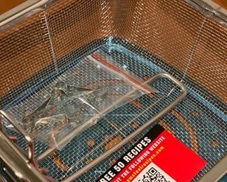 Gotham Steel Deep Fryer Pan. Photo 3 of 3. 