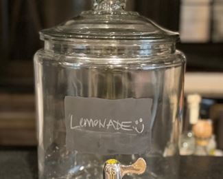 Anchor Hocking 2 Gallon Cold Beverage Dispenser. 