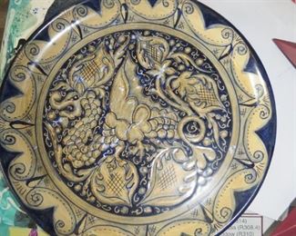 LOTS OF ANTIQUE SHOP WORTHY SMALLS.