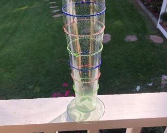 HAND BLOWN GLASS VASE.