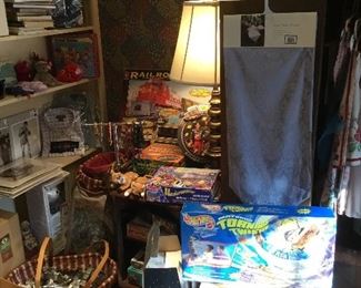 Gifts, new in box items, holiday items 