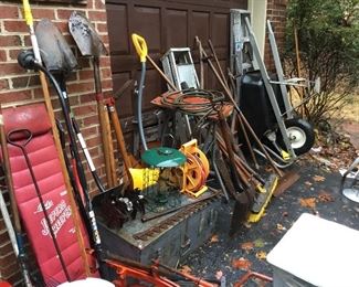 Tools/garage items, riding mower