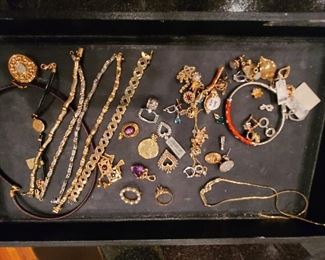 Gold rings and jewelry