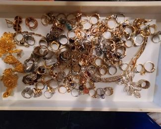 Gold rings and jewelry