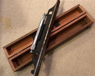 Another photo of the Antoque Starrett level