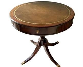 Lot 004
Mahogany Drum Table
