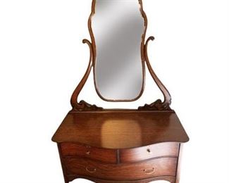 Lot 029
Antique Tiger Oak Princess Dresser with Mirror