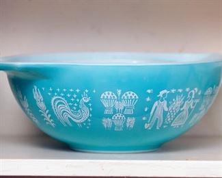 Vintage pyrex