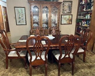 Mahogany Dining Table