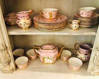 Cumbow pottery tea and dessert set