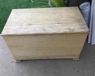 Toy box or hall bench storage or bedroom blanket box or,…