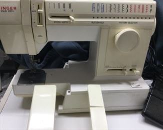 Singer sewing machine with arm plate removed