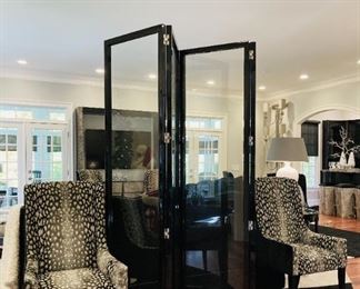 CHRISTOPHER GUY, DESIGNER FOUR PANEL CLEAR GLASS SCREEN W/ BLACK LAQUER TRIM , 84HX 23.5 PER PANEL