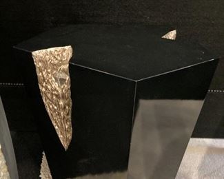 MARGE CARSON, DESIGNER GEODE CHAIRSIDE TABLE FINISHED IN EBONY LAQUER & CAVIER CASHMERE SILVER TRIM