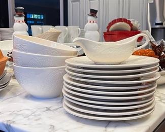 Crate and Barrel Dining Serving Set